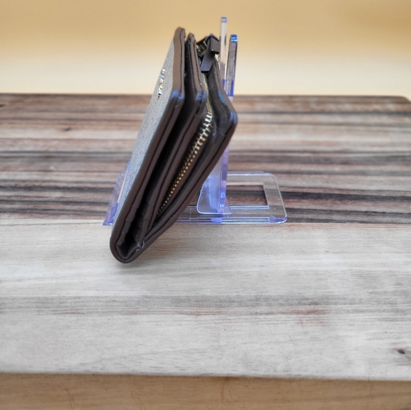 Calvin Klein Gray & Brown Wallet - Picture 4 of 7